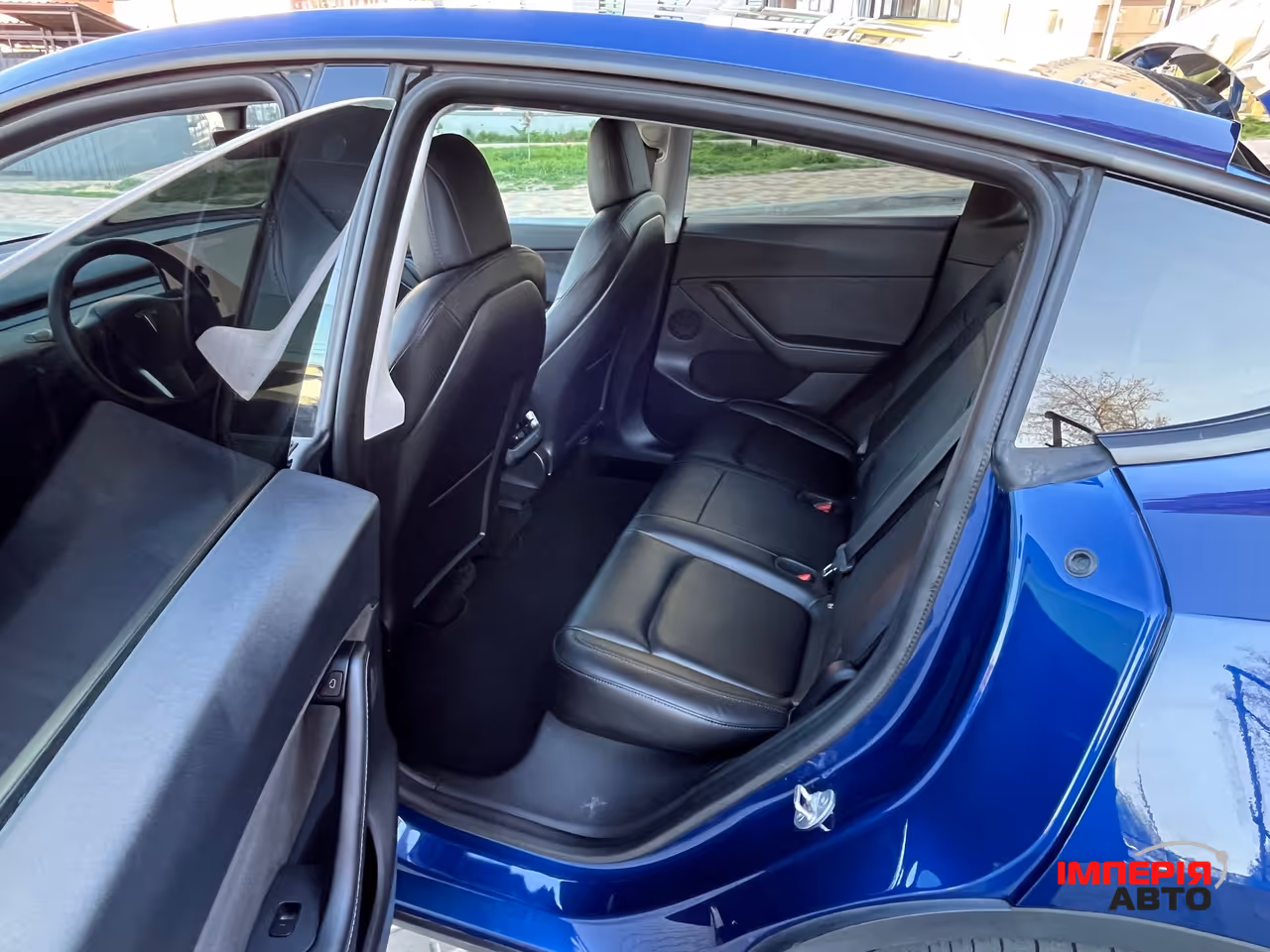 Tesla Model Y - фото 16