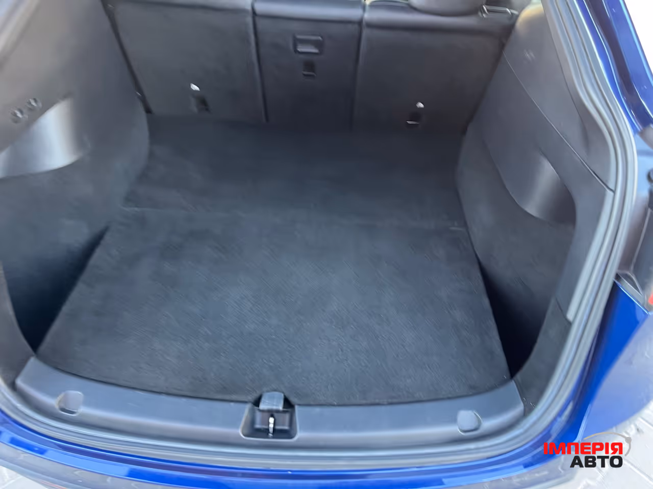 Tesla Model Y - фото 24