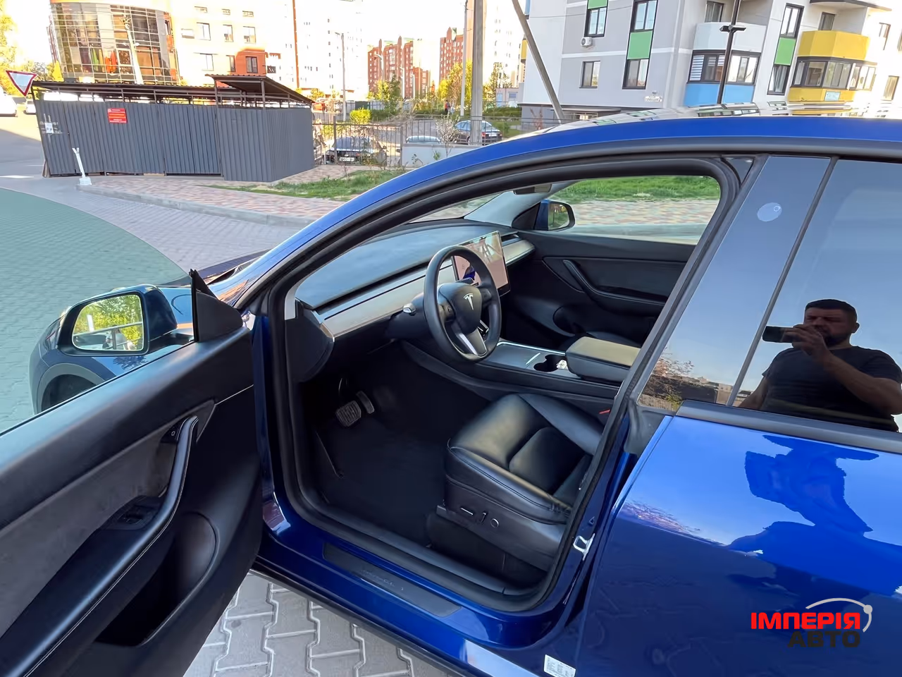 Tesla Model Y - фото 12