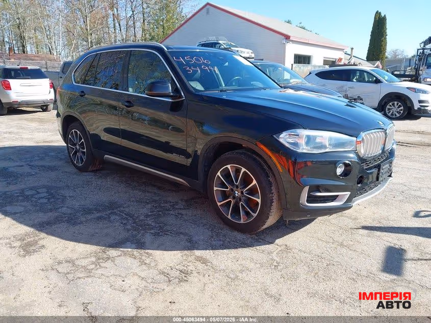 BMW X5 - фото 1