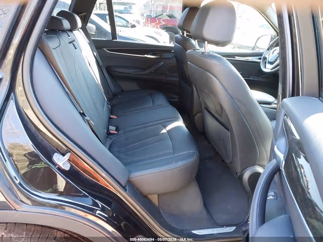 BMW X5 - фото 5