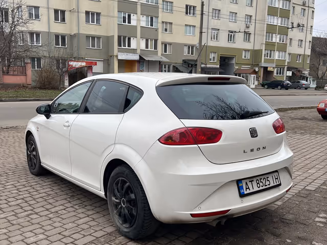 SEAT Leon - фото 5