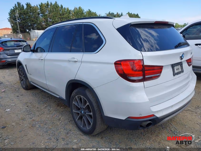 BMW X5 - фото 4