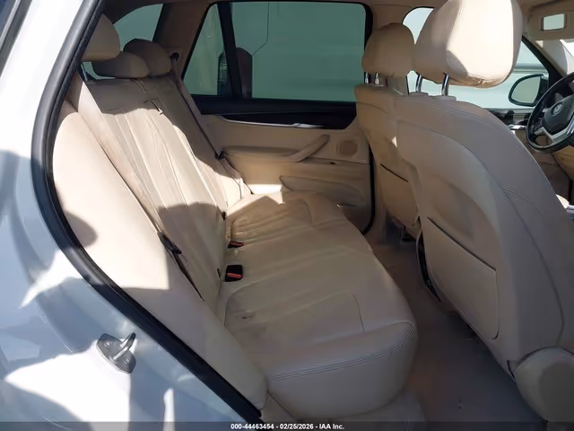 BMW X5 - фото 5