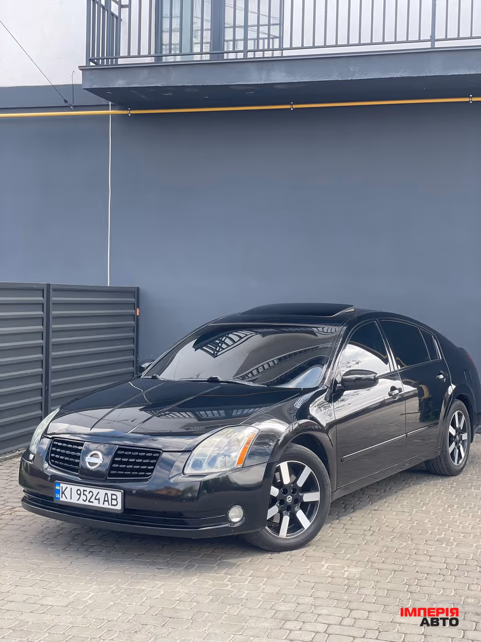 Nissan Maxima - фото 1