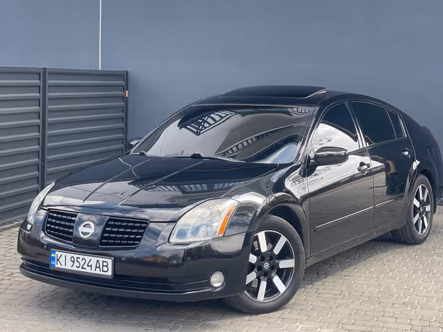 Nissan Maxima - фото 1