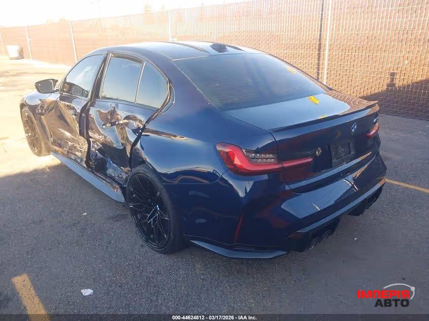 BMW M3 - фото 3