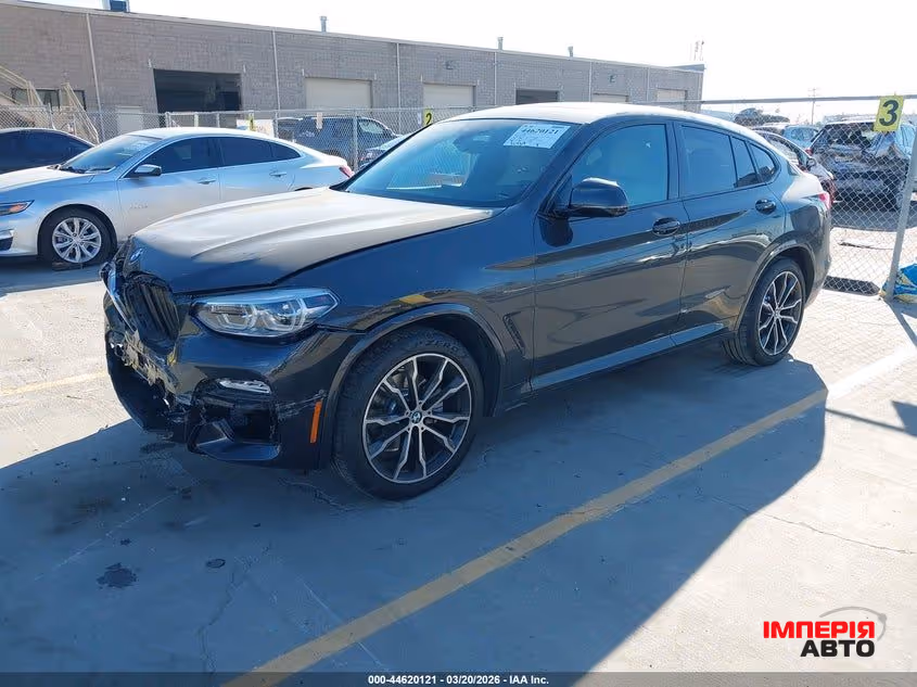 BMW X4 - фото 2