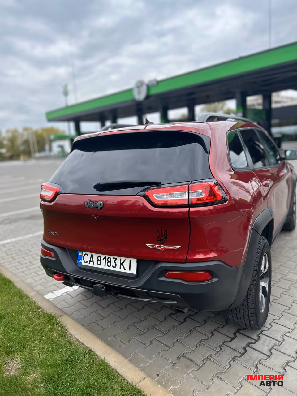Jeep Cherokee - фото 7