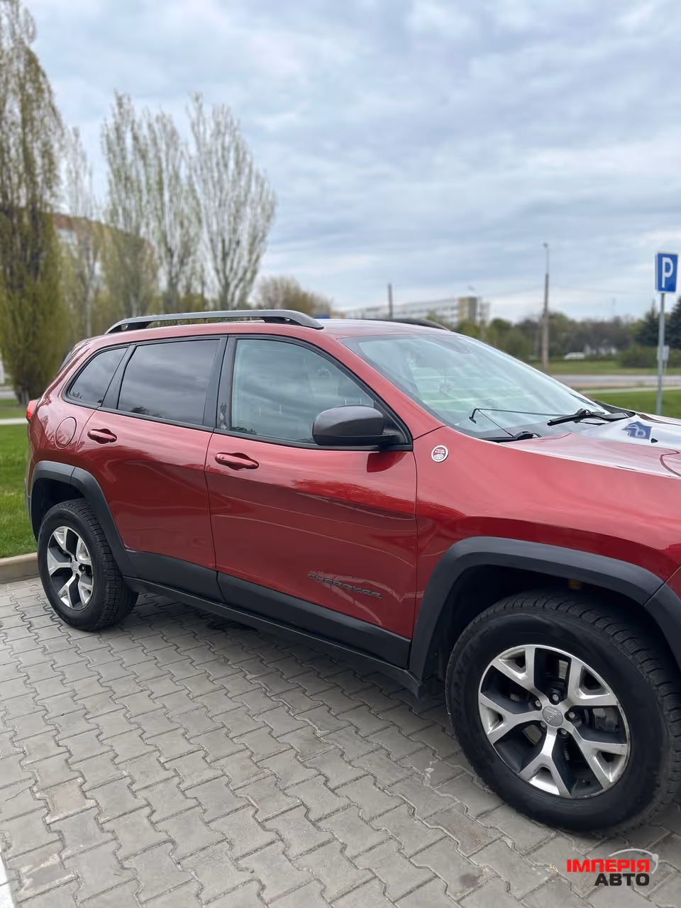 Jeep Cherokee - фото 9