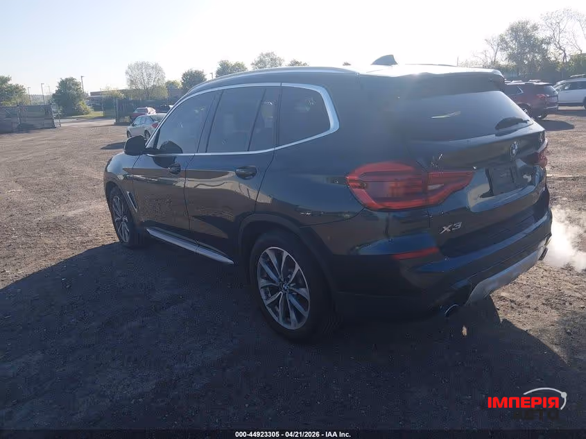 BMW X3 - фото 3