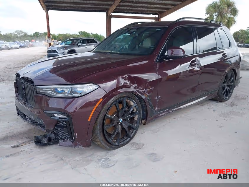 BMW X7 - фото 3