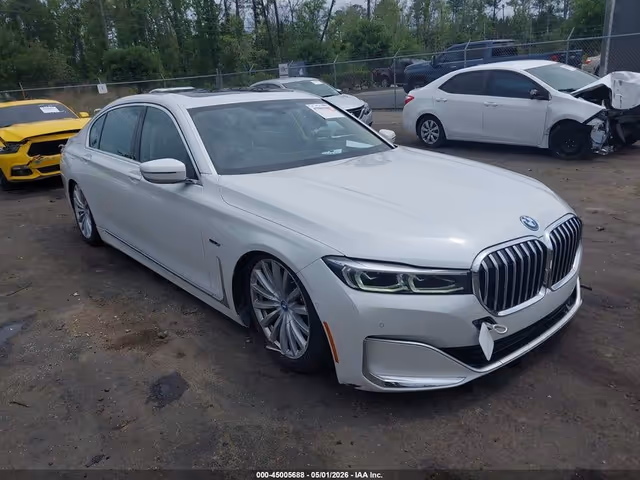 BMW 7 серії - фото 1