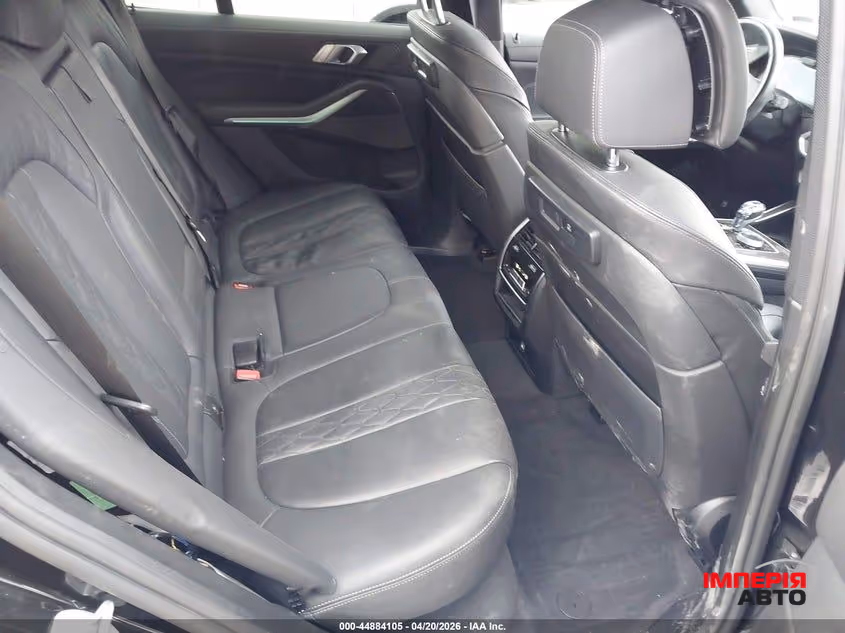 BMW X5 - фото 6