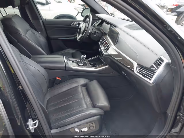 BMW X5 - фото 5