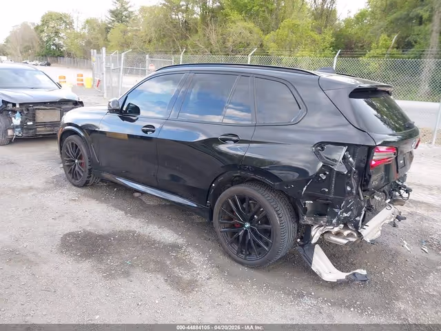 BMW X5 - фото 4