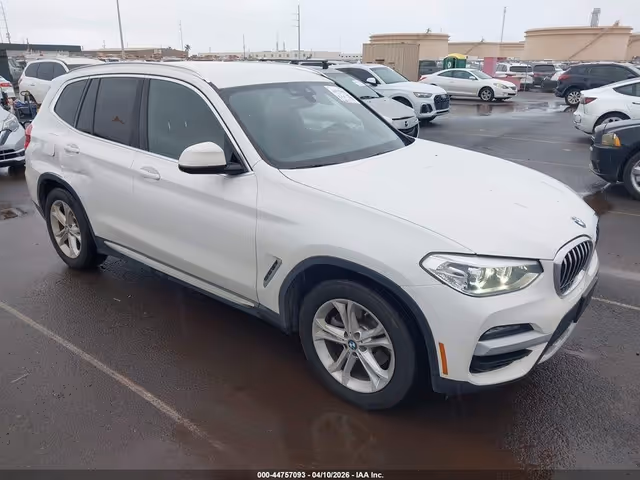 BMW X3 - фото 1