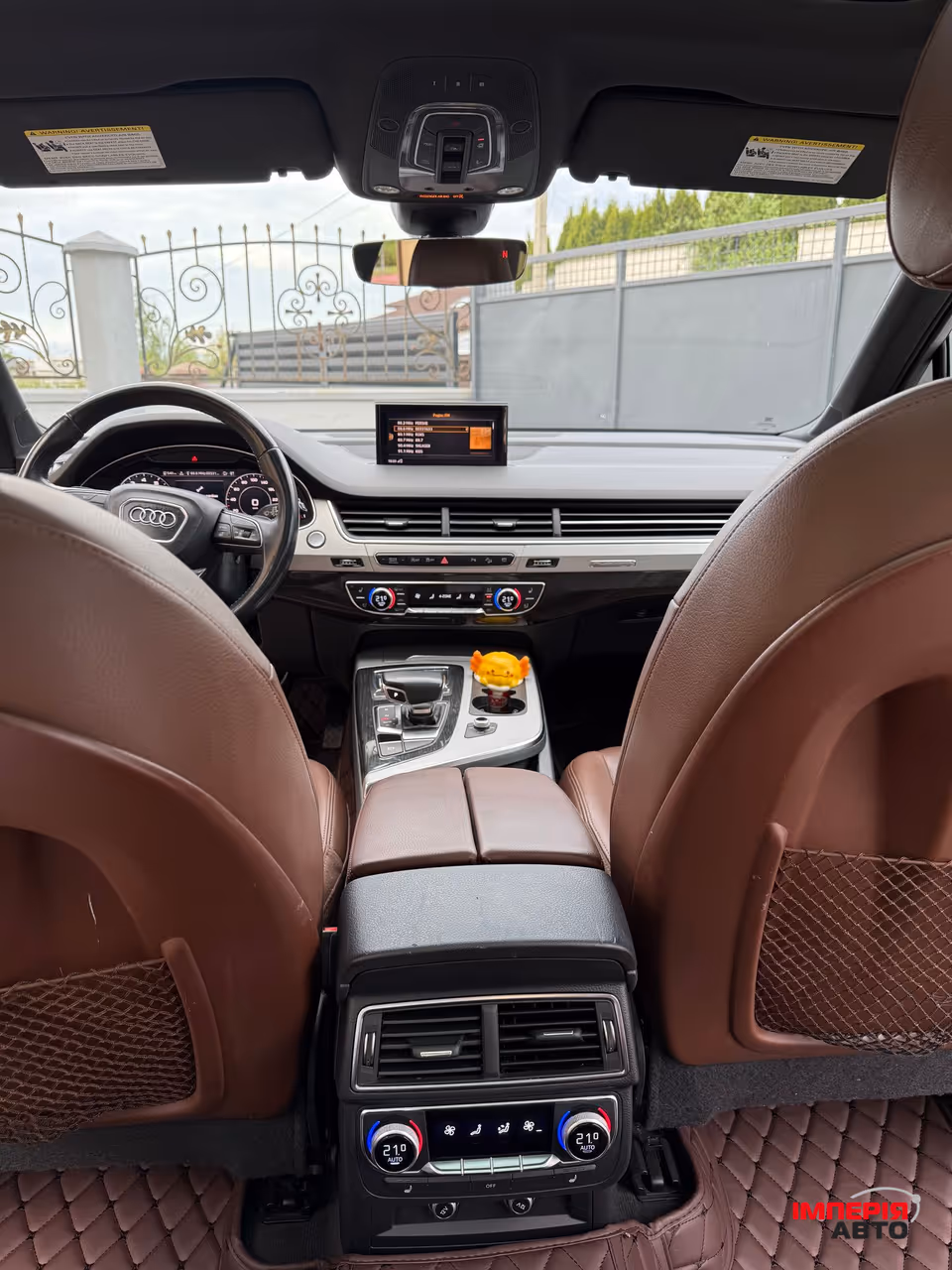Audi Q7 - фото 12