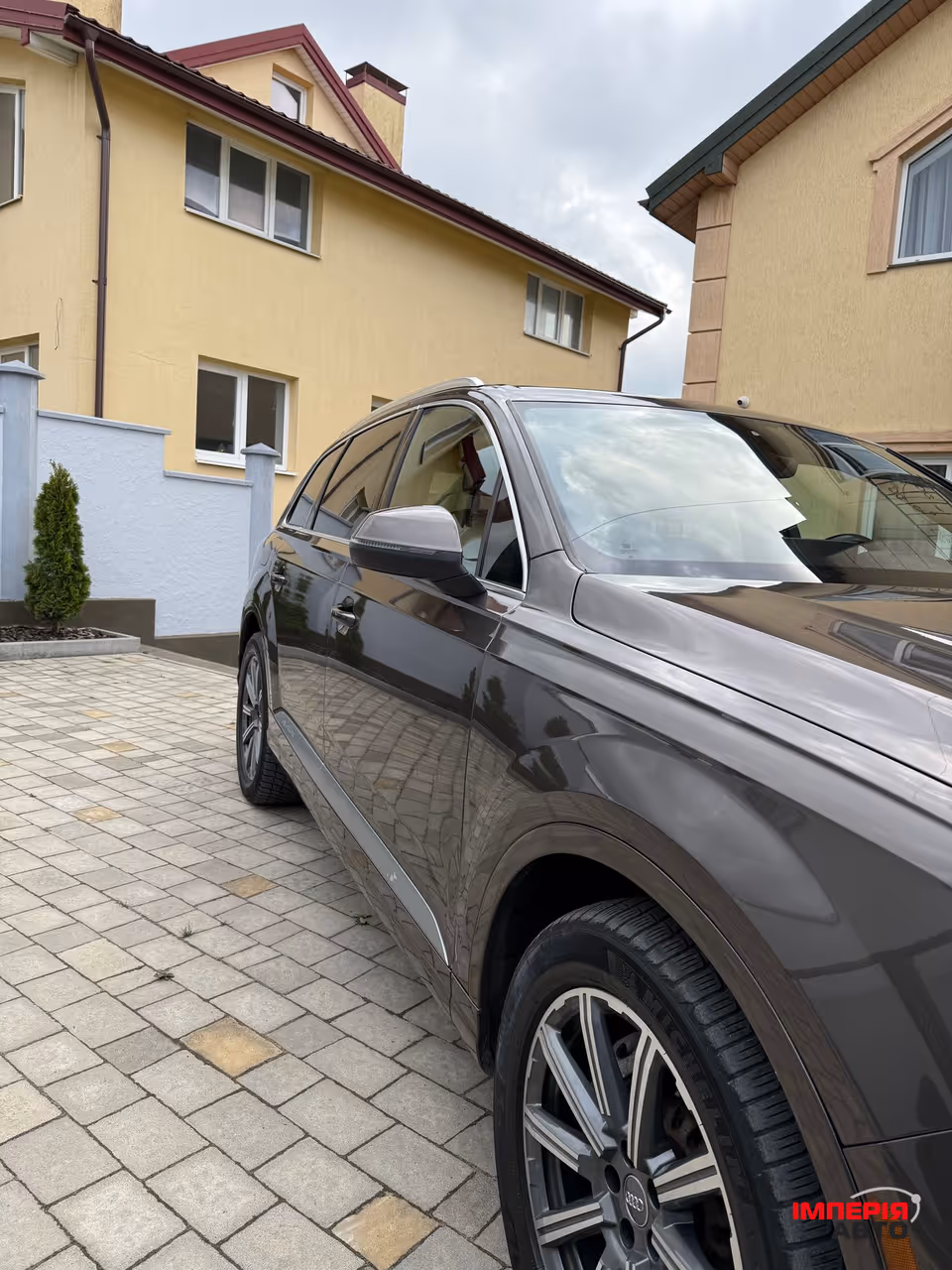 Audi Q7 - фото 5