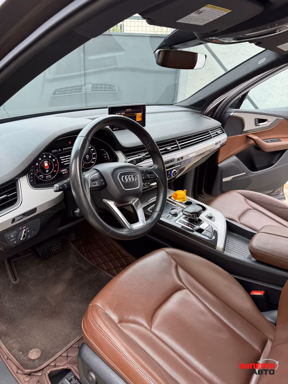Audi Q7 - фото 13