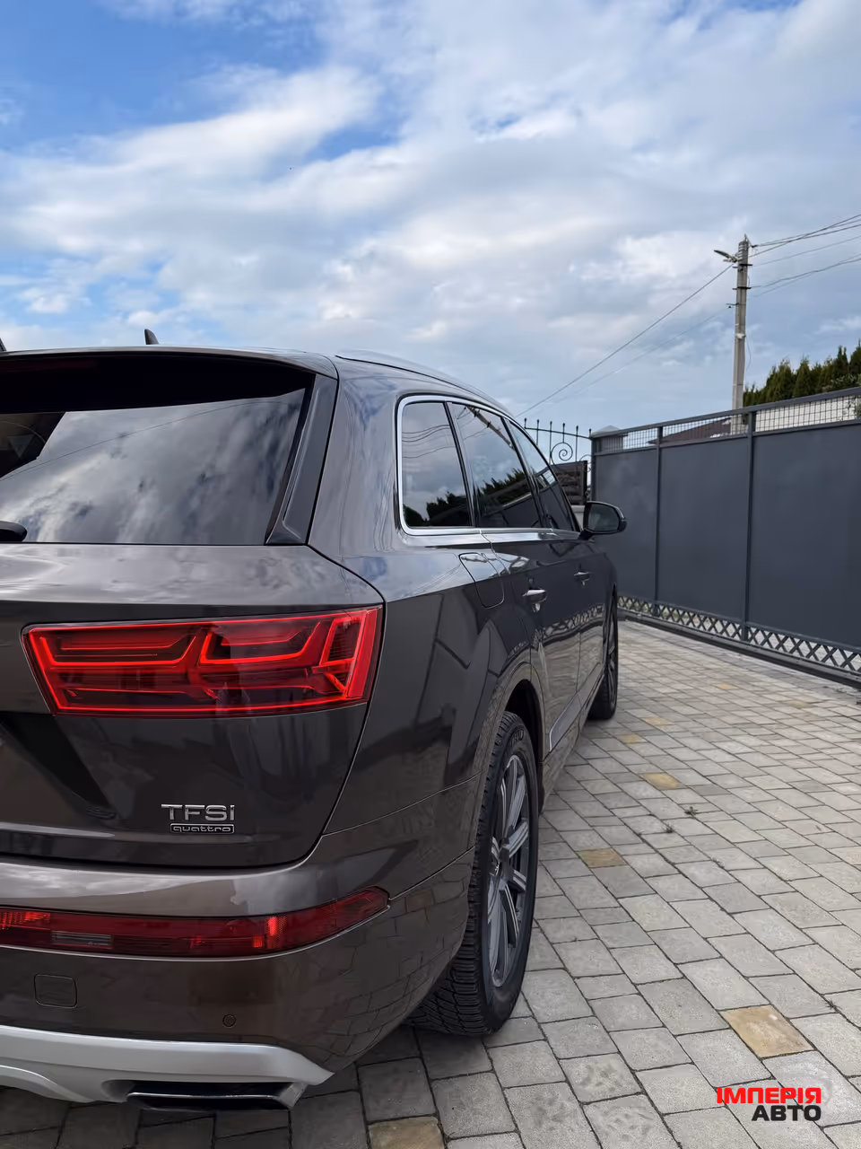 Audi Q7 - фото 6