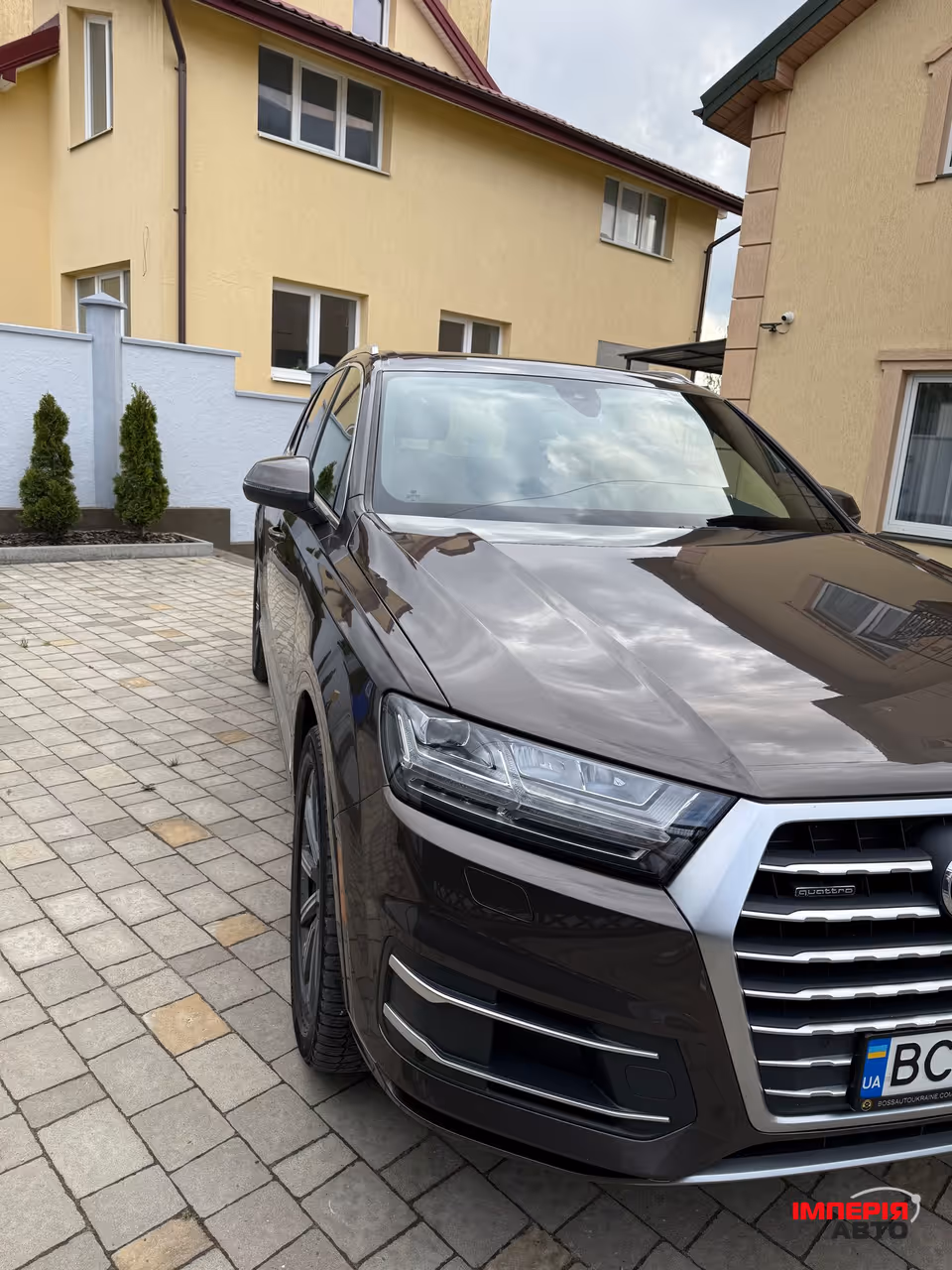 Audi Q7 - фото 4