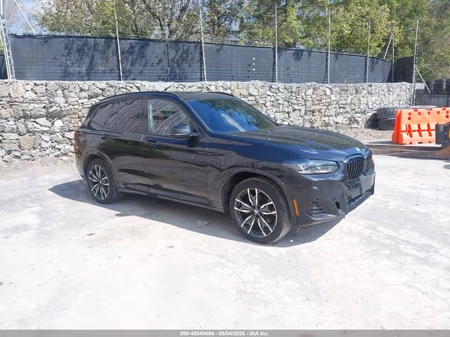BMW X3 - фото 1