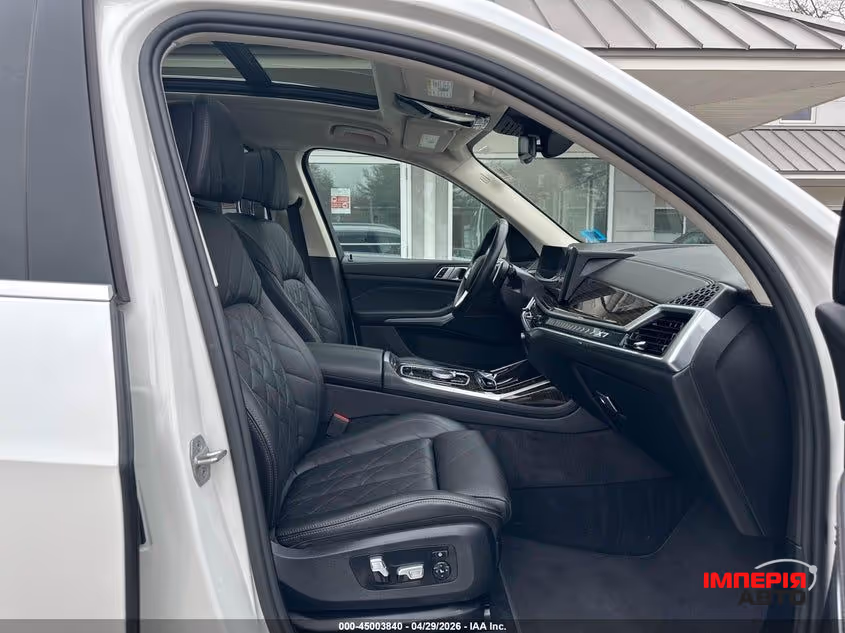 BMW X7 - фото 7