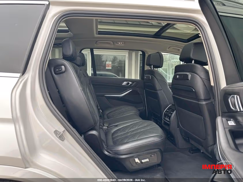 BMW X7 - фото 6