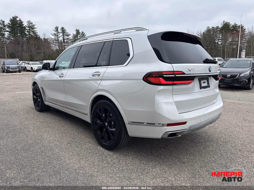 BMW X7 - фото 4