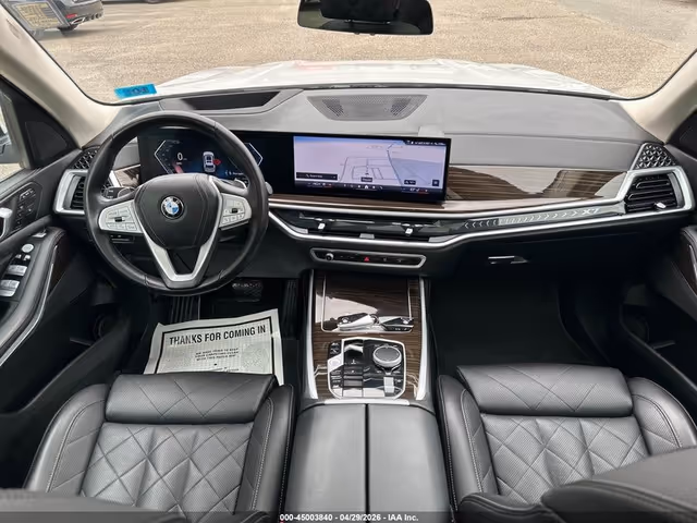 BMW X7 - фото 5