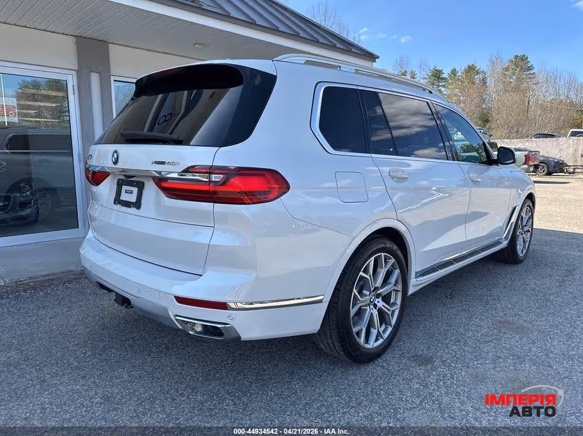 BMW X7 - фото 3