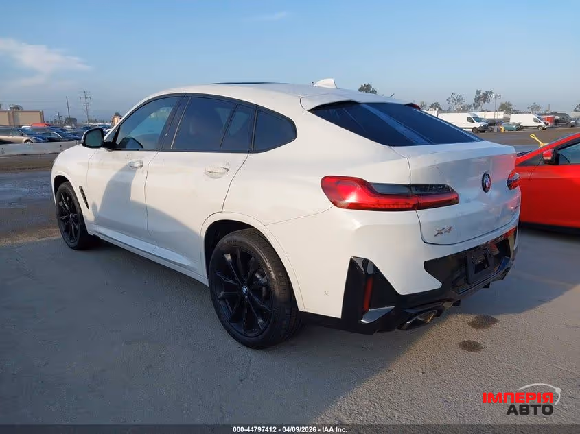 BMW X4 - фото 4