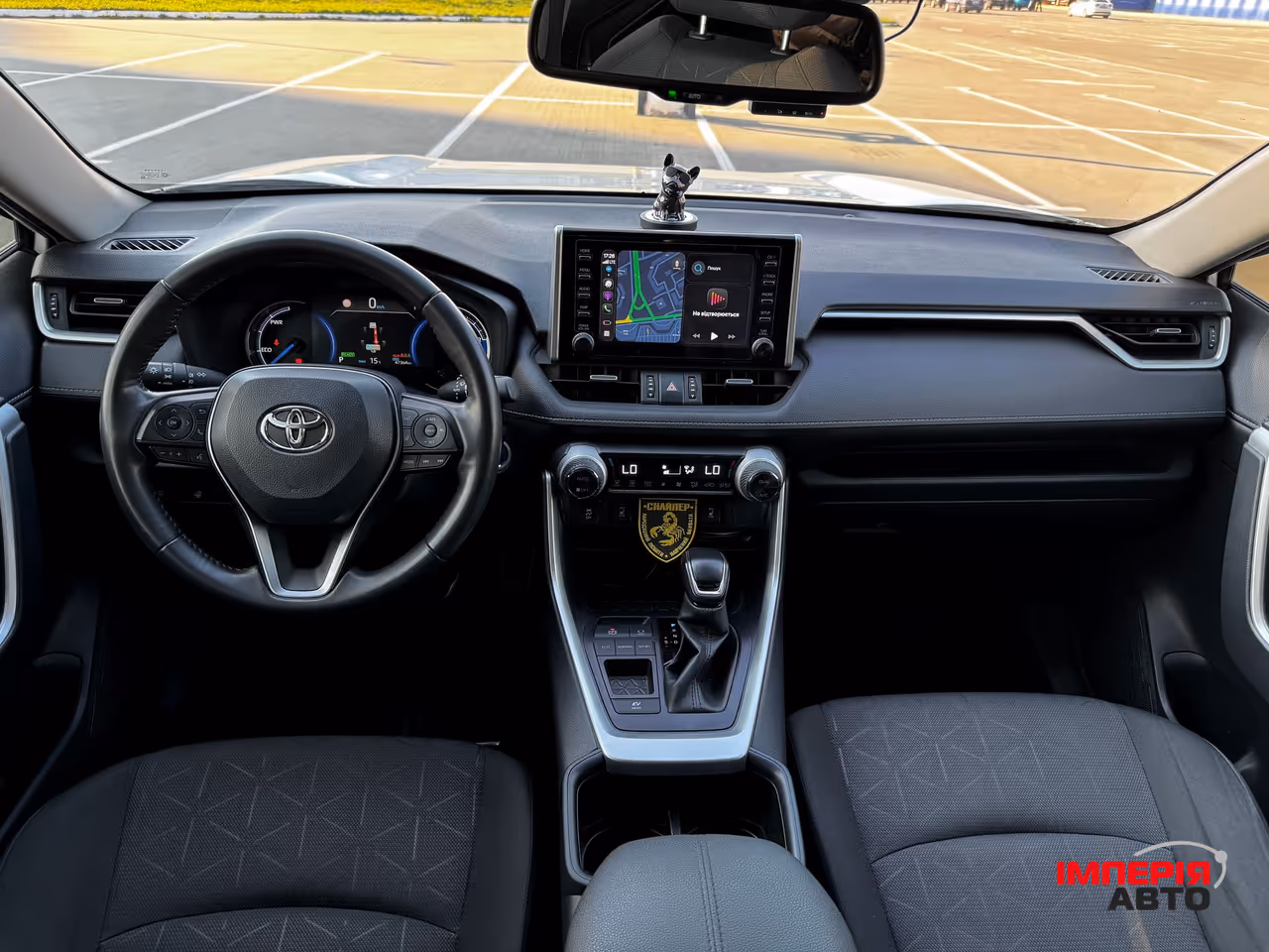 Toyota RAV4 - фото 6