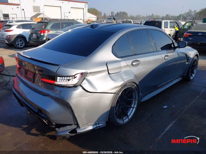 BMW M3 - фото 3