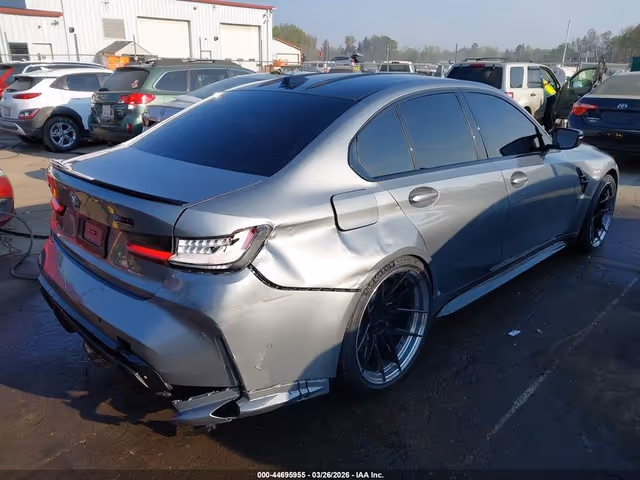 BMW M3 - фото 3