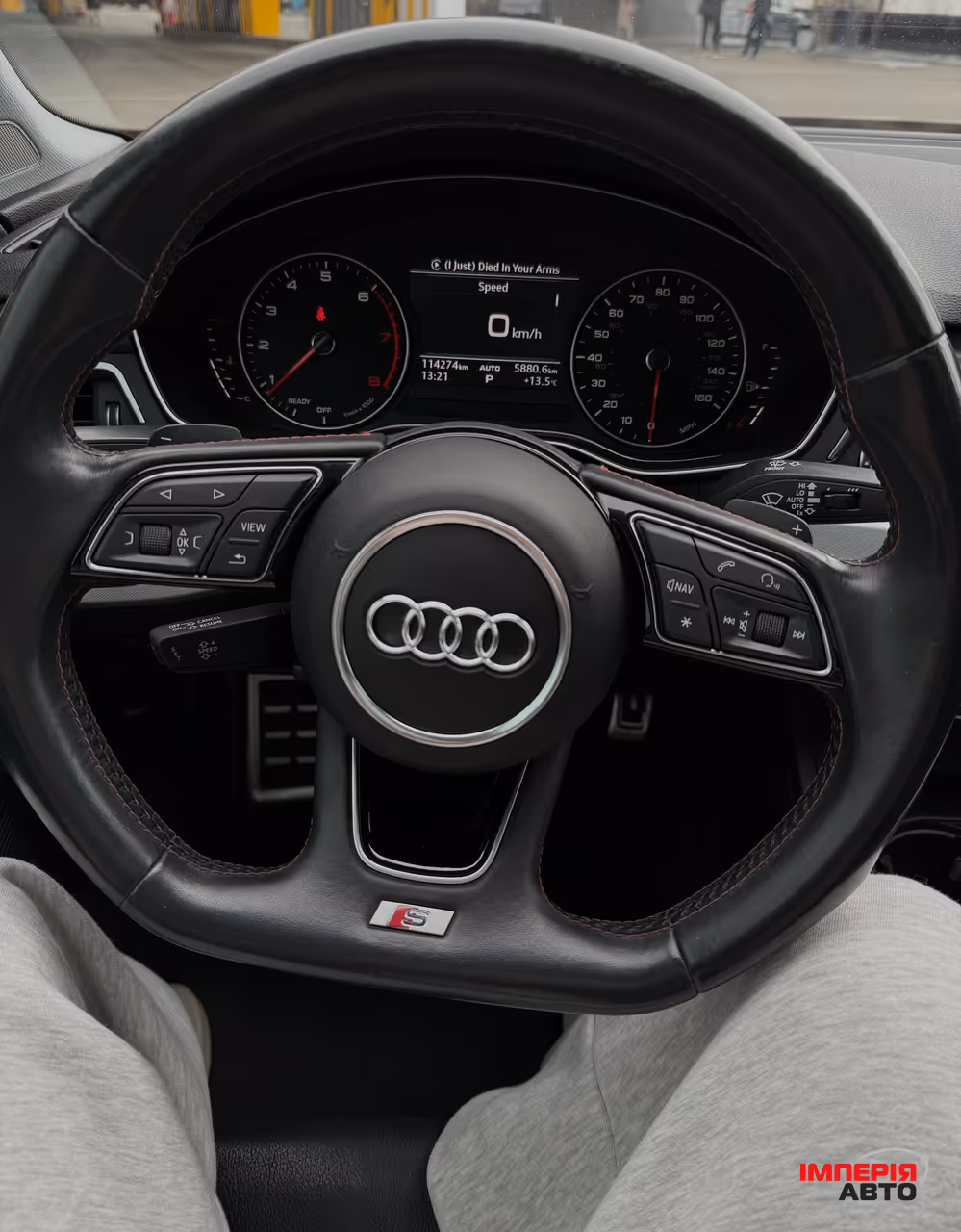 Audi A4 - фото 5