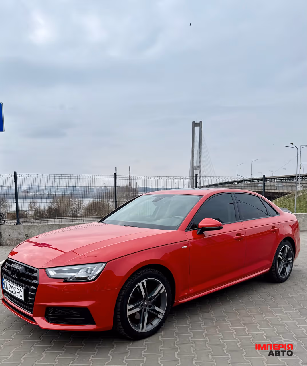 Audi A4 - фото 2