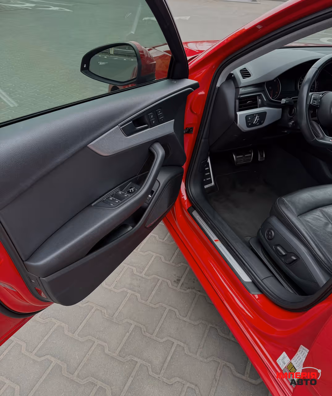 Audi A4 - фото 3