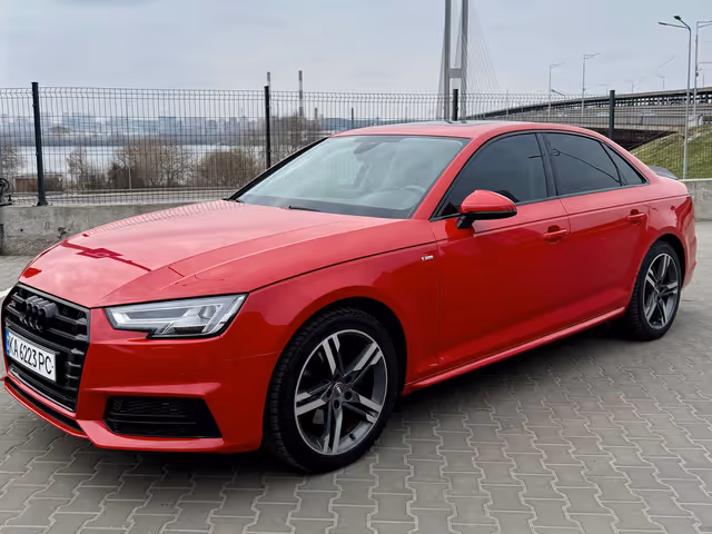 Audi A4 - фото 2