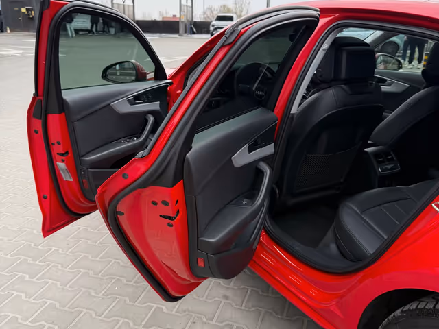 Audi A4 - фото 4
