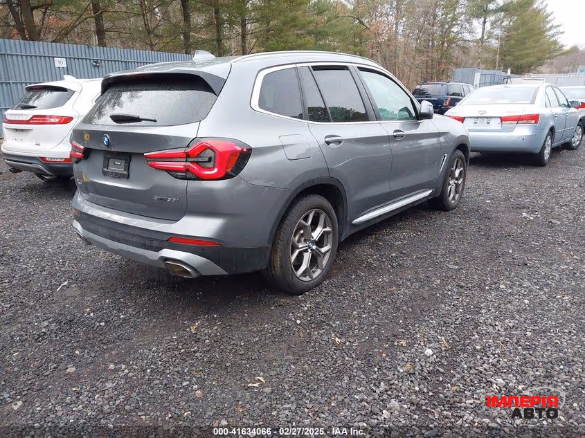 BMW X3 - фото 3