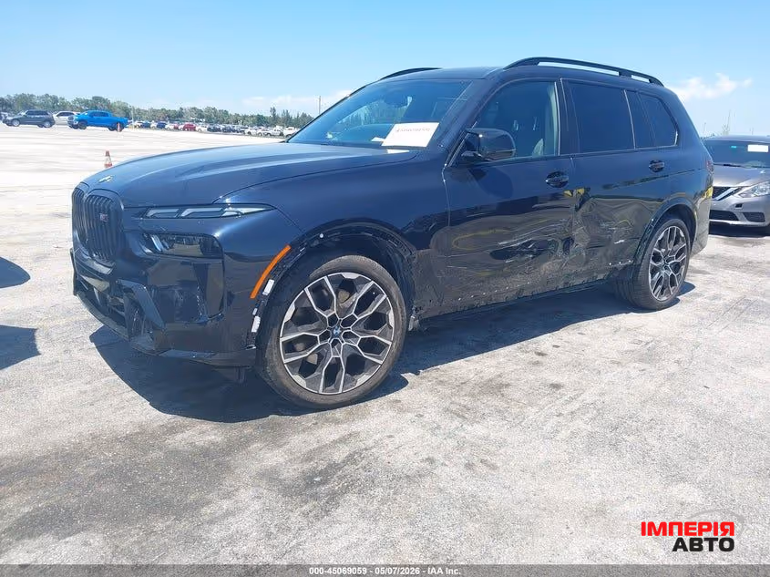 BMW X7 - фото 3