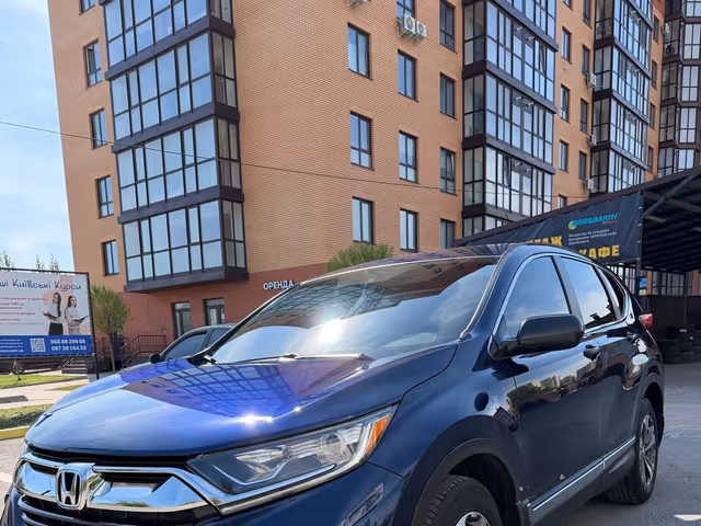 Honda CR-V - фото 1