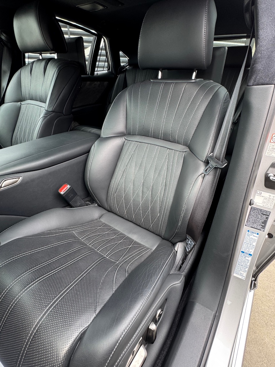 Lexus LS - фото 8