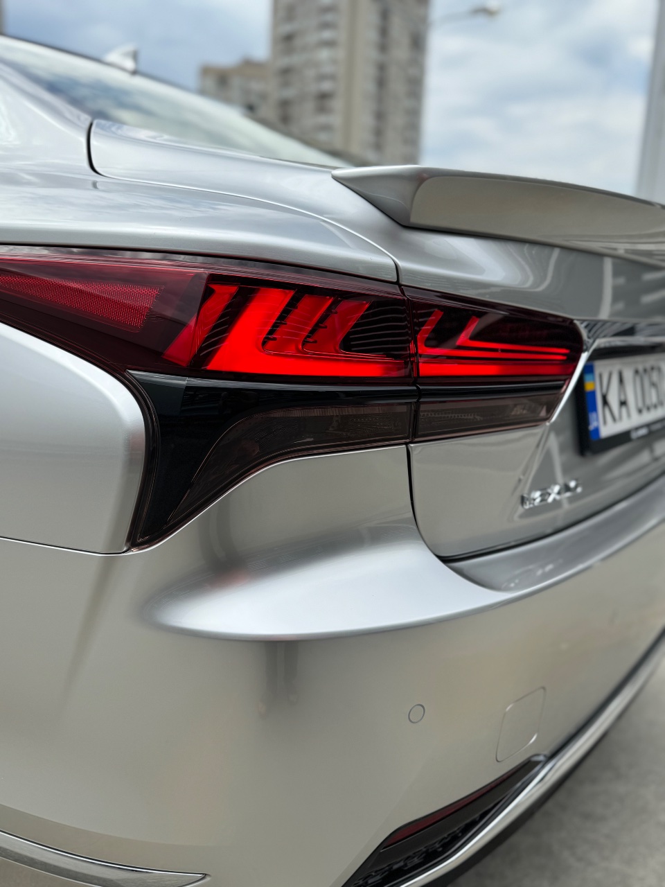 Lexus LS - фото 31