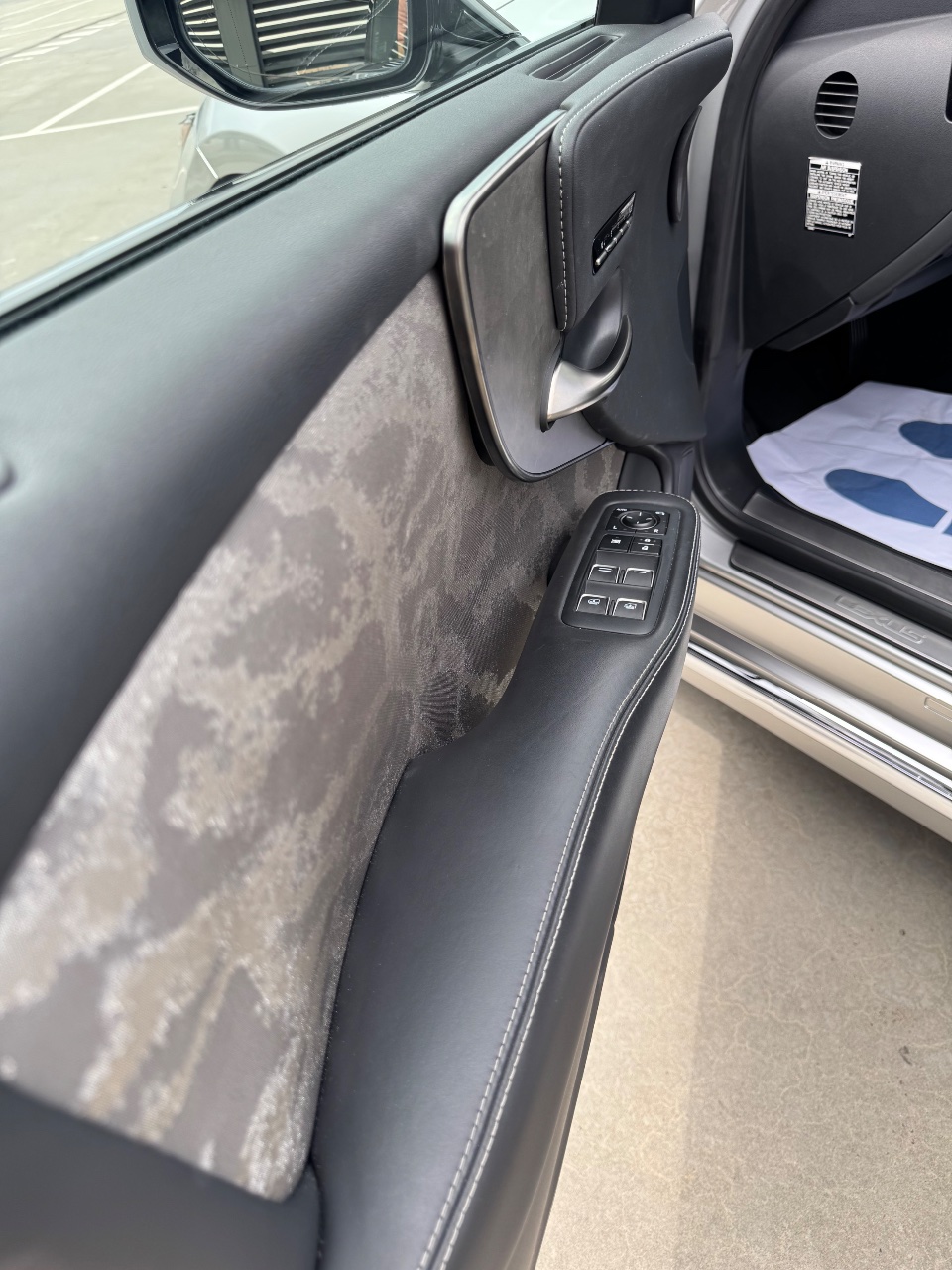 Lexus LS - фото 36