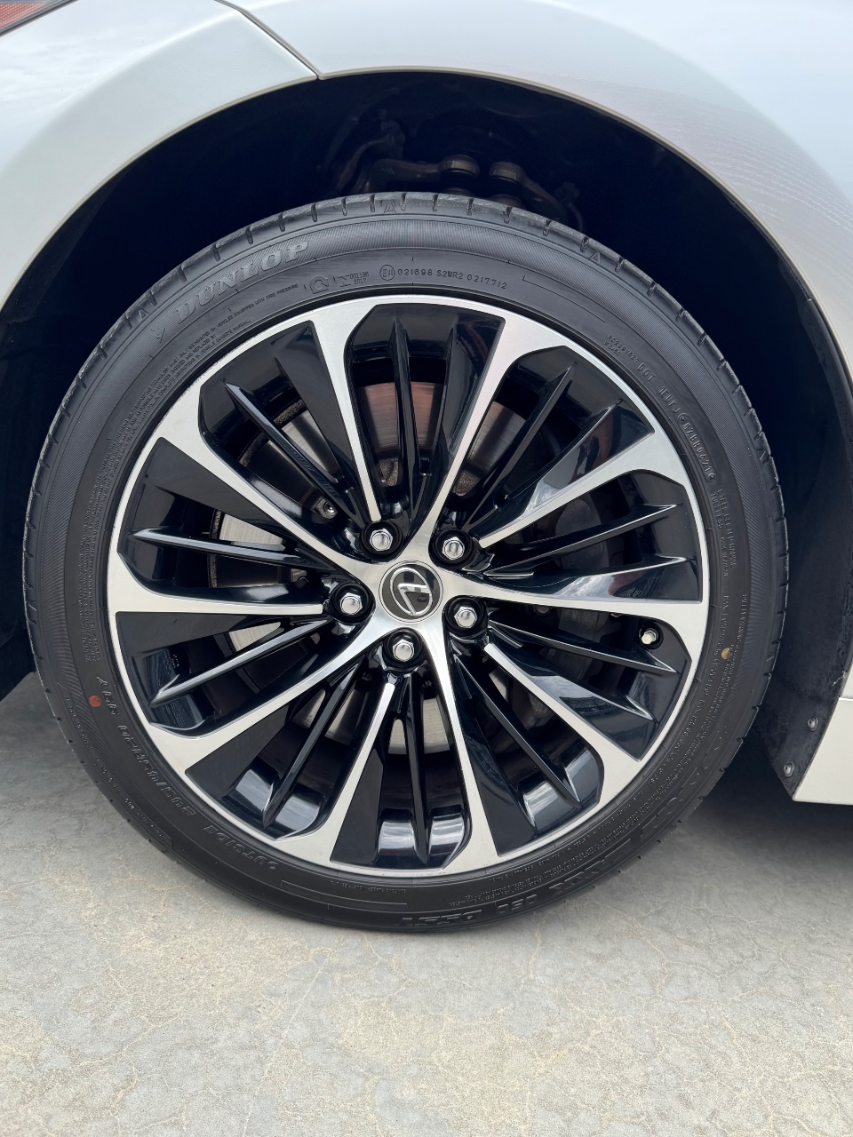 Lexus LS - фото 71