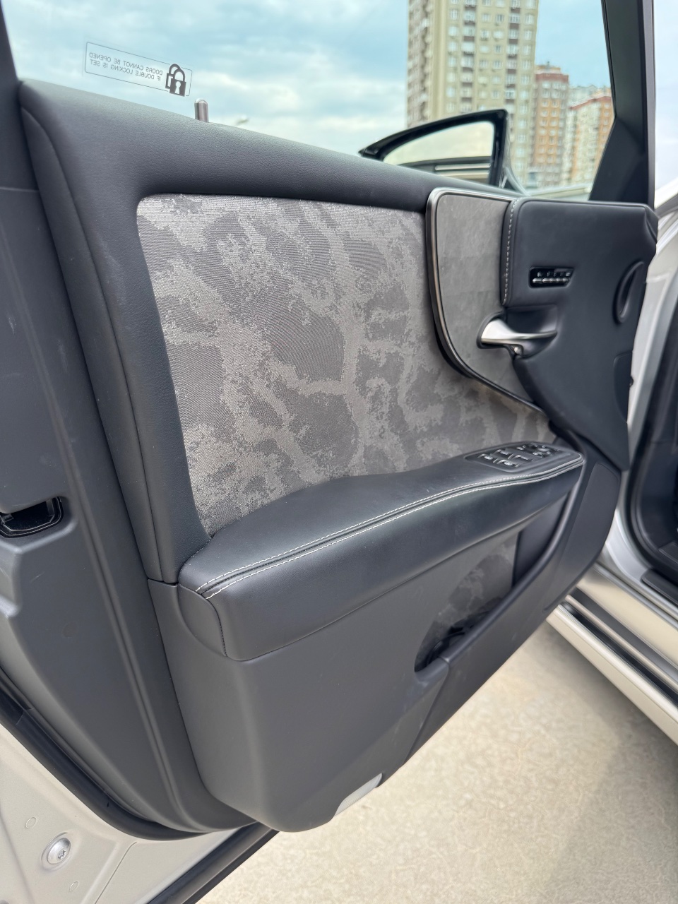 Lexus LS - фото 44