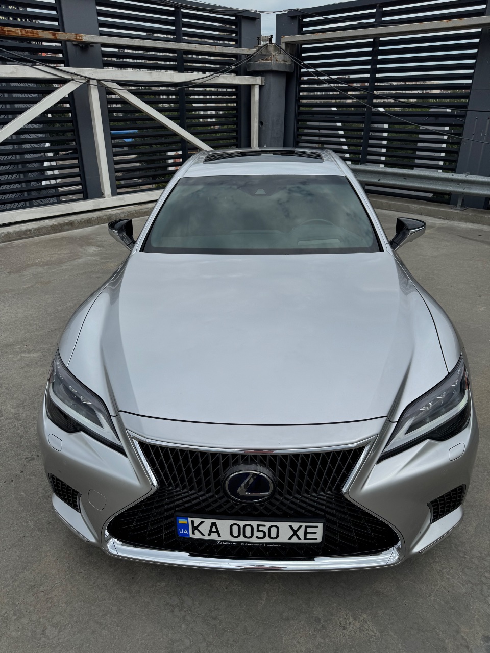 Lexus LS - фото 5